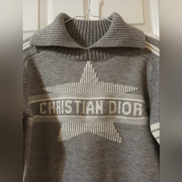 Wool sweater - Picture 2 of 8